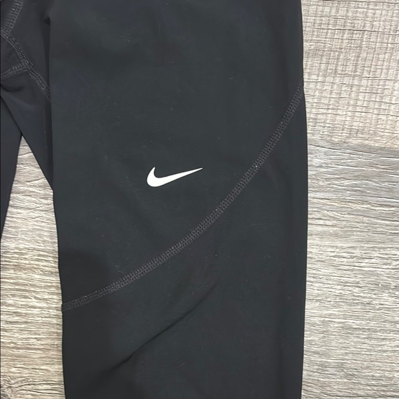 Nike Pro Dri-Fit Women’s Size Small Black Leggings - Picture 4 of 8